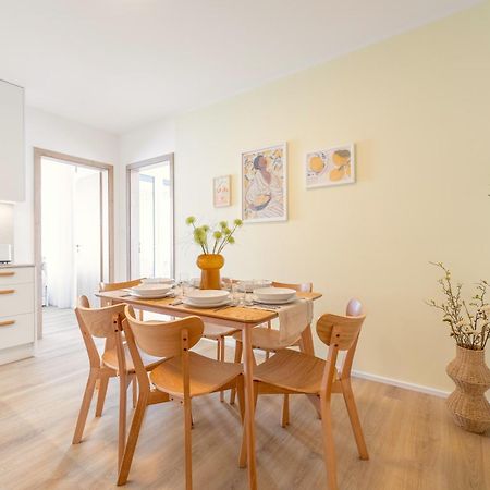 Appartamento Bright 2Br - 5Th Floor, Balcony, Free Parking By Gravity Praga Esterno foto