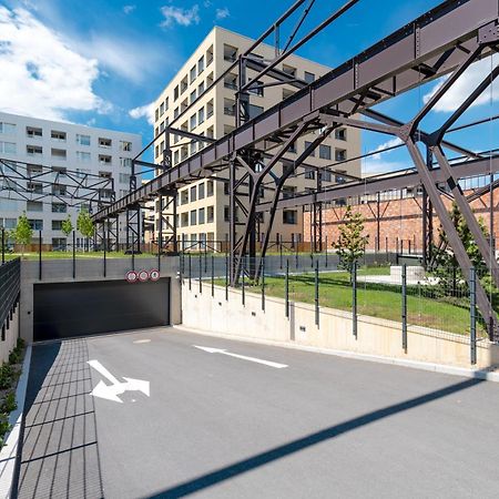 Appartamento Bright 2Br - 5Th Floor, Balcony, Free Parking By Gravity Praga Esterno foto